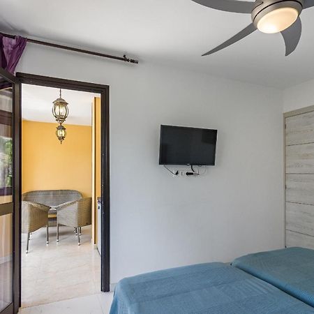Amazing 3 Bedroom Apartment On The First Line Of The Best Las Americas Beach, Air Conditioner And Terrace Ocean View Плая-де-лас-Америкас Экстерьер фото